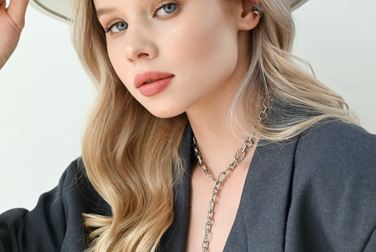Shop Necklace Trends at Aucoin Hart Jewelers